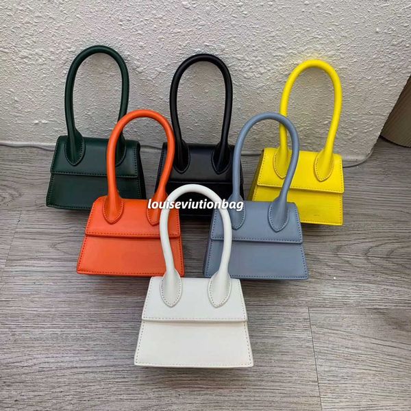 light shoulder bag popular niche luxury bag advanced unit price messenger bag women's bag
light shoulder bag popular niche luxury bag advanced unit price messenger bag women's bag