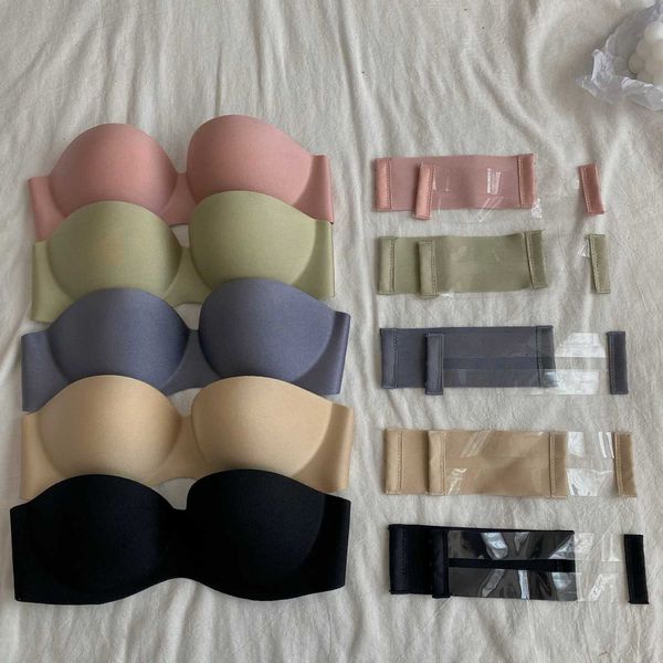 bra set lingerie summer new non slip strapless invisible wedding dress back breast patch gathering comfortable underwear, Red;black
bra set lingerie summer new non slip strapless invisible wedding dress back breast patch gathering comfortable underwear, Red;black