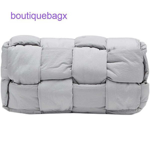 designer cassette bottegs venets bags for women online store net red same sponge woven pillow bag women's single shoulder messenge qspr
designer cassette bottegs venets bags for women online store net red same sponge woven pillow bag women's single shoulder messenge qspr