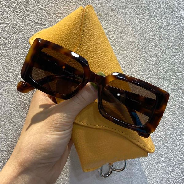 havana brown rectangle sunglasses for women sunglasses designers sonnenbrille gafas de sol uv400 protection eyewear with box, White;black
havana brown rectangle sunglasses for women sunglasses designers sonnenbrille gafas de sol uv400 protection eyewear with box, White;black