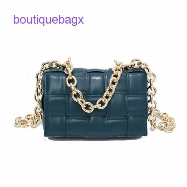 designer cassette bottegs venets bags for women online store order thick chain bag small group woven pillow female messenger fashion autumn
designer cassette bottegs venets bags for women online store order thick chain bag small group woven pillow female messenger fashion autumn