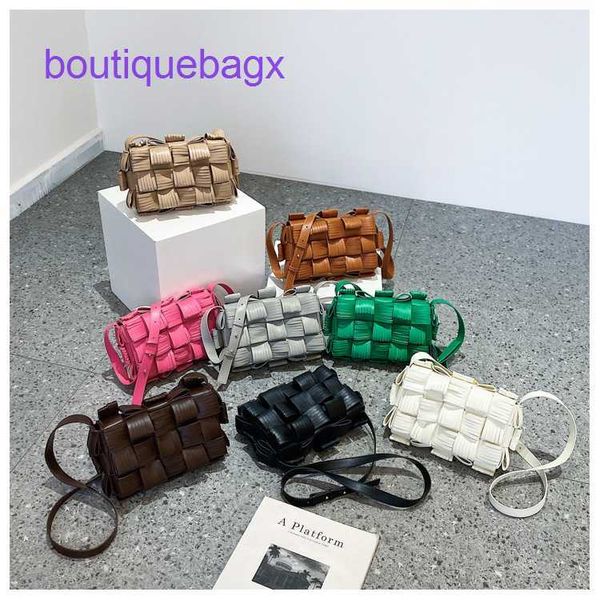 designer cassette bottegs venets bags for women online store 2023 summer fashion one shoulder small fragrant pleated texture perso
designer cassette bottegs venets bags for women online store 2023 summer fashion one shoulder small fragrant pleated texture perso