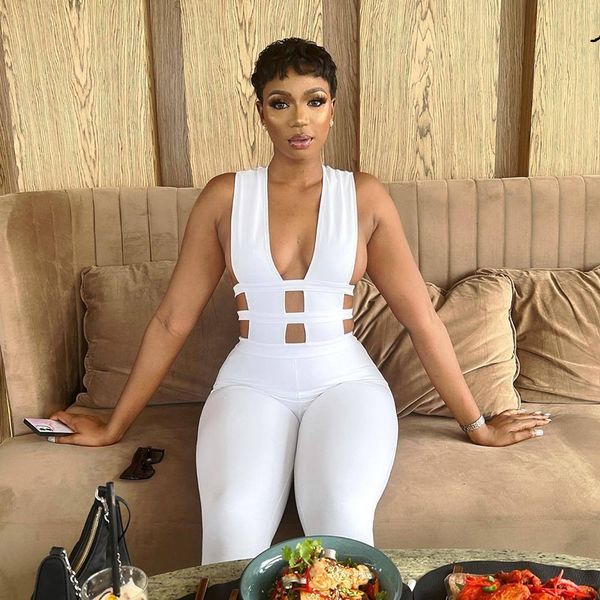 women's jumpsuits 2023 summer solid color trousers hollow stitching high waist slimming buttocks fashion casual jumpsuit wholesale, Black;white
women's jumpsuits 2023 summer solid color trousers hollow stitching high waist slimming buttocks fashion casual jumpsuit wholesale, Black;white