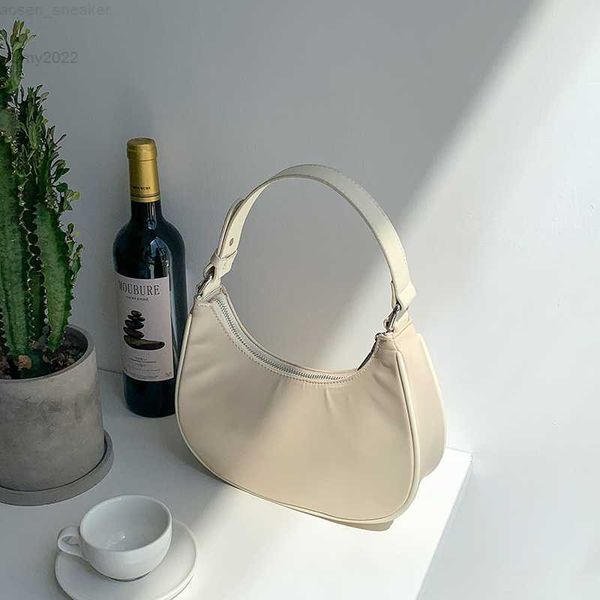 quilted women bag casual nylon tote for 2022 autumn brand designer ladies shoulder side bags travel handbag and purse
quilted women bag casual nylon tote for 2022 autumn brand designer ladies shoulder side bags travel handbag and purse