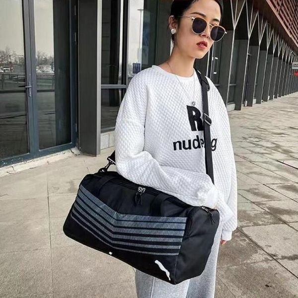 men sport duffel bags outdoor packs handbags luxurys designers fashion luggage bag women leather travel handbag man tote gym duffle basketba
men sport duffel bags outdoor packs handbags luxurys designers fashion luggage bag women leather travel handbag man tote gym duffle basketba