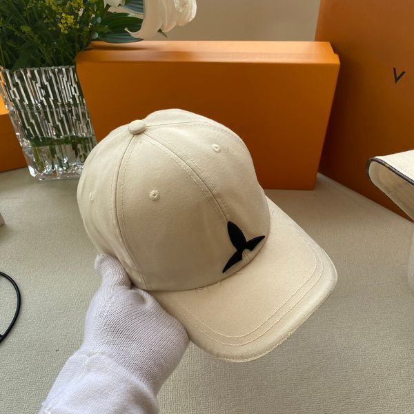 luxurys designers baseball cap designer hat women caps fashion leisure outdoor sun sats classic embroidered washed sunscreen printing trendy, Blue;gray
luxurys designers baseball cap designer hat women caps fashion leisure outdoor sun sats classic embroidered washed sunscreen printing trendy, Blue;gray