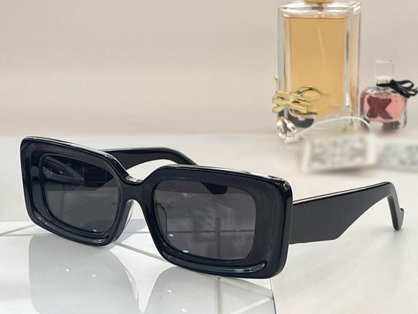 funky sunglasses designers for men and women 40104 style anti-ultraviolet full frame glasses with box, White;black
funky sunglasses designers for men and women 40104 style anti-ultraviolet full frame glasses with box, White;black