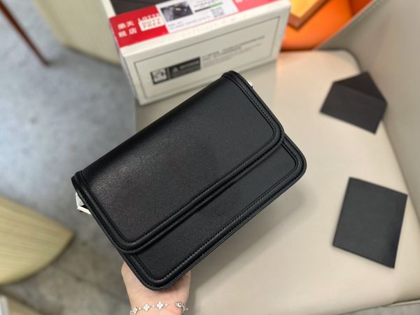 9a designer bag key-2 luxury designers tofu bags fashionable joker classic style sell like cakes womens high quality
9a designer bag key-2 luxury designers tofu bags fashionable joker classic style sell like cakes womens high quality