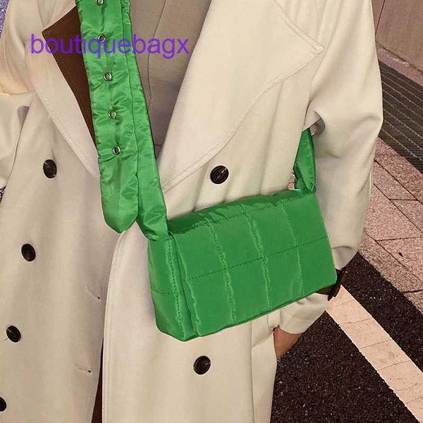 designer cassette bottegs venets bags for women online store autumn and winter 2023 new fashion women's versatile ins small crossbody s
designer cassette bottegs venets bags for women online store autumn and winter 2023 new fashion women's versatile ins small crossbody s