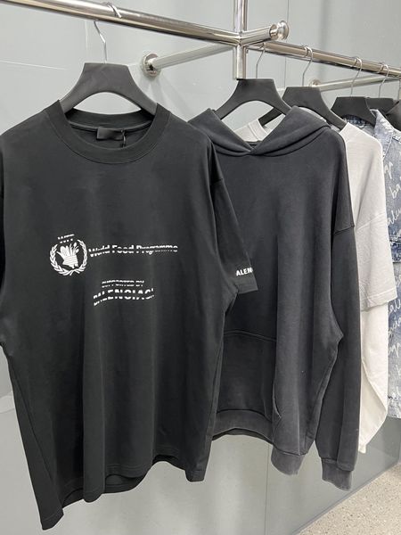2023 fashion casual men women loose t-shirts with letter print short sleeves summer designer selling luxury mens t-shirts couple black, White;black
2023 fashion casual men women loose t-shirts with letter print short sleeves summer designer selling luxury mens t-shirts couple black, White;black