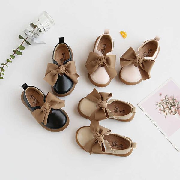 sneakers girls shoes 2021 fashion cute bowtie soft sole princess shoes leather shoes new 1-6 years kids sneakers girls hook loop flats l2302, Black;red
sneakers girls shoes 2021 fashion cute bowtie soft sole princess shoes leather shoes new 1-6 years kids sneakers girls hook loop flats l2302, Black;red