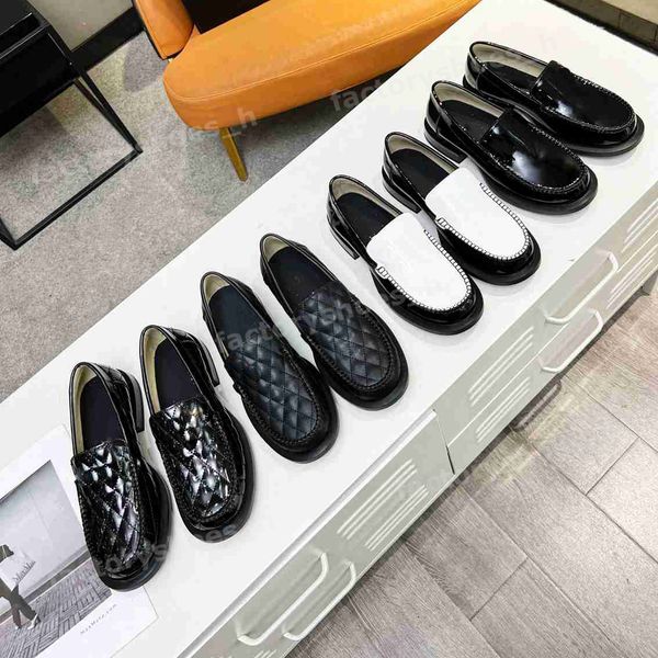 flat leather ladies women ggs''gg loafers vintage loafer patent designer sandals round head sandal casual dress shoes shoes slip-o, Black
flat leather ladies women ggs''gg loafers vintage loafer patent designer sandals round head sandal casual dress shoes shoes slip-o, Black