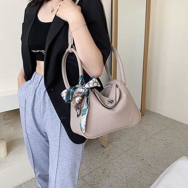 designer herme lindi bags online outlet cowhide pillow medicine case 2023 new versatile mother doctor leather one shoulder crossbody women&#
designer herme lindi bags online outlet cowhide pillow medicine case 2023 new versatile mother doctor leather one shoulder crossbody women&#