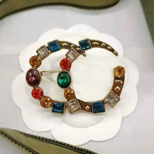 gold plated letter brooch luxury personality retro classic brand designer letters brooches pearl women pearl rhinestone suit pin fashion jew, Gray
gold plated letter brooch luxury personality retro classic brand designer letters brooches pearl women pearl rhinestone suit pin fashion jew, Gray