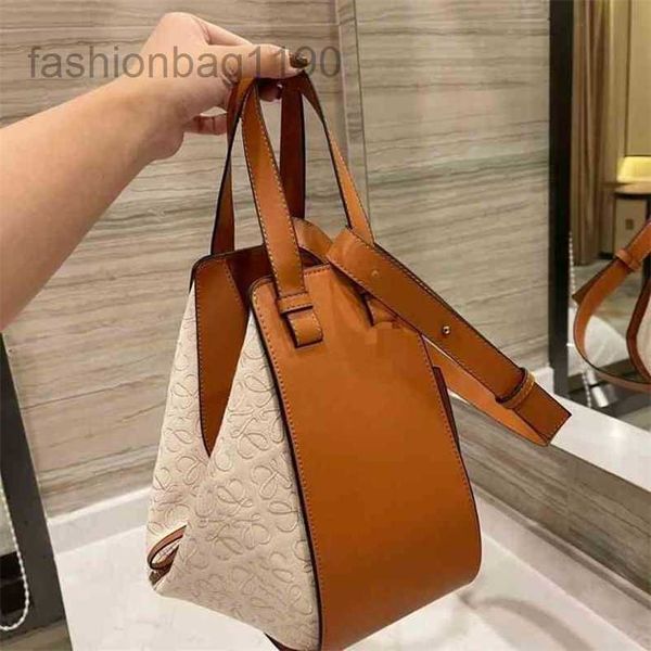 designers loews crossbody handbags deformation hammock wholesale bags cowhide color matching women's backpack single shoulder messenger
designers loews crossbody handbags deformation hammock wholesale bags cowhide color matching women's backpack single shoulder messenger