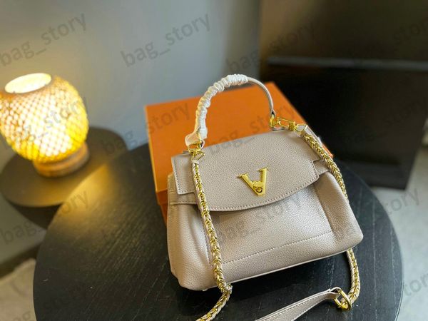 lockme ever mini tote shoulder bag vintage sleek shape flap bags evening bag fashion handbag women purse wallet designer lock
lockme ever mini tote shoulder bag vintage sleek shape flap bags evening bag fashion handbag women purse wallet designer lock