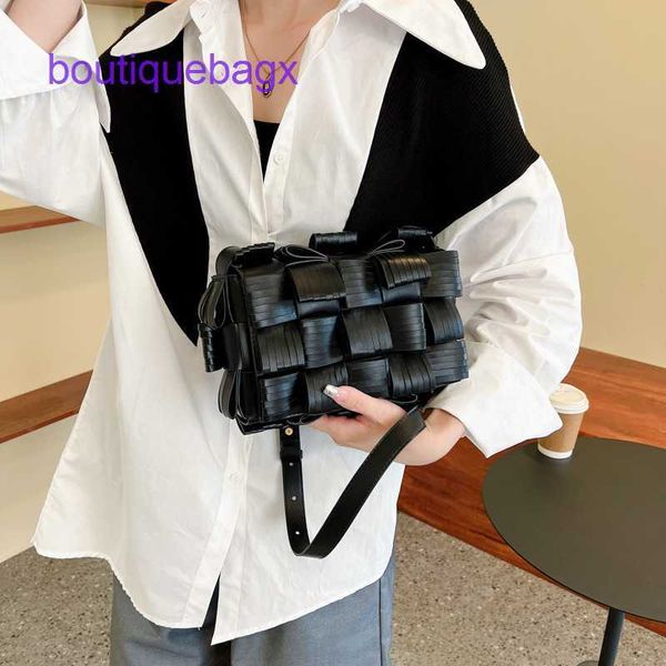 designer cassette bottegs venets bags for women online store 2023 summer fashion one shoulder small fragrant women's texture perso
designer cassette bottegs venets bags for women online store 2023 summer fashion one shoulder small fragrant women's texture perso