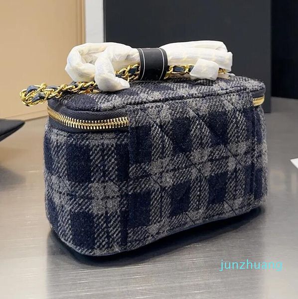 cc bag designer women tweed mini vanity with chain bag france paris luxury brand quilted trunk shoulder bags lady makeup case cosmetic 33 cr
cc bag designer women tweed mini vanity with chain bag france paris luxury brand quilted trunk shoulder bags lady makeup case cosmetic 33 cr