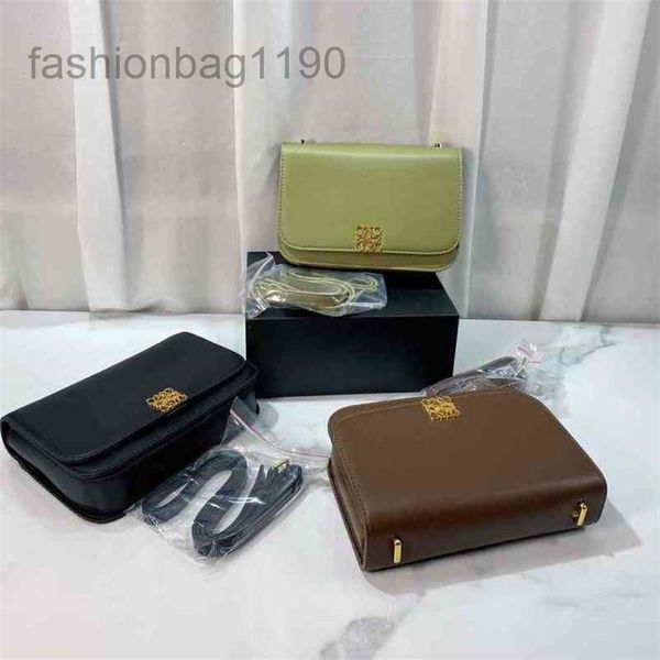 small bags designers tofu loews crossbody handbags square women's single shoulder messenger star same gift box packaging original copy
small bags designers tofu loews crossbody handbags square women's single shoulder messenger star same gift box packaging original copy