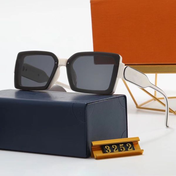 luxury sunglasses for men women designer goggle beach sun glasses retro small frame luxury design uv400 quality with box 3252, White;black
luxury sunglasses for men women designer goggle beach sun glasses retro small frame luxury design uv400 quality with box 3252, White;black