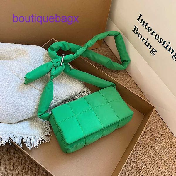 designer cassette bottegs venets bags for women online store net red woven pillow women's one shoulder crossbody down autumn and w
designer cassette bottegs venets bags for women online store net red woven pillow women's one shoulder crossbody down autumn and w