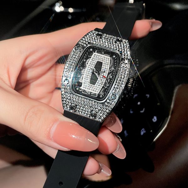 wristwatches luxury brand watches for women silicone strap sports quartz watch girls diamond wristwatch reloj mujer elegante 230215, Slivery;brown
wristwatches luxury brand watches for women silicone strap sports quartz watch girls diamond wristwatch reloj mujer elegante 230215, Slivery;brown