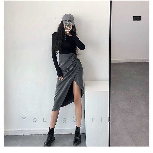 women's 2023 new europe and america fold irregular high waist solid color split temperament versatile short skirt spring, Black
women's 2023 new europe and america fold irregular high waist solid color split temperament versatile short skirt spring, Black