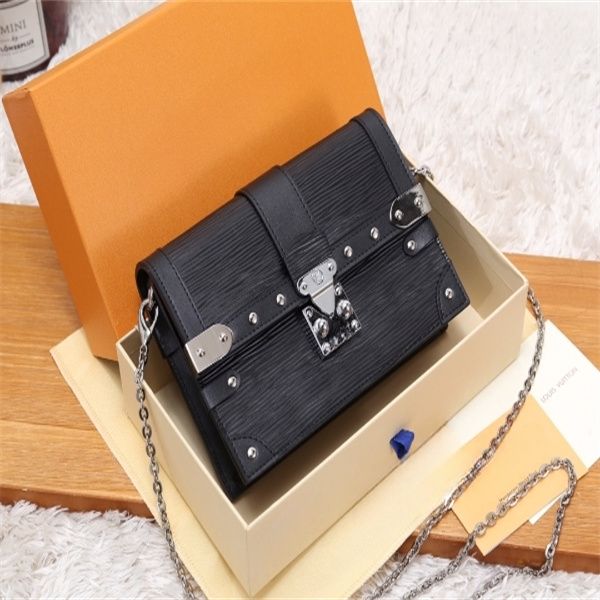 shoulder bag women black crossbody shoulder pack with box fashion women cover lock gold chain 
shoulder bag women black crossbody shoulder pack with box fashion women cover lock gold chain