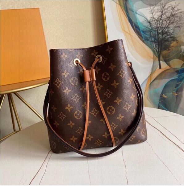 

Hot designers Sale Vintage Bucket Handbag Women bags Handbags Wallets for Leather Chain Bag Crossbody and Shoulder bag With Dustbags louiseitys LVS viutonitys, Customize