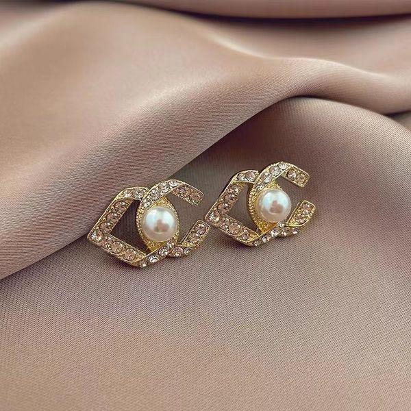fashion stud earrings woman luxury designer earring multi colors double letter jewelry women 18k pearl wedding gifts, Golden;silver
fashion stud earrings woman luxury designer earring multi colors double letter jewelry women 18k pearl wedding gifts, Golden;silver
