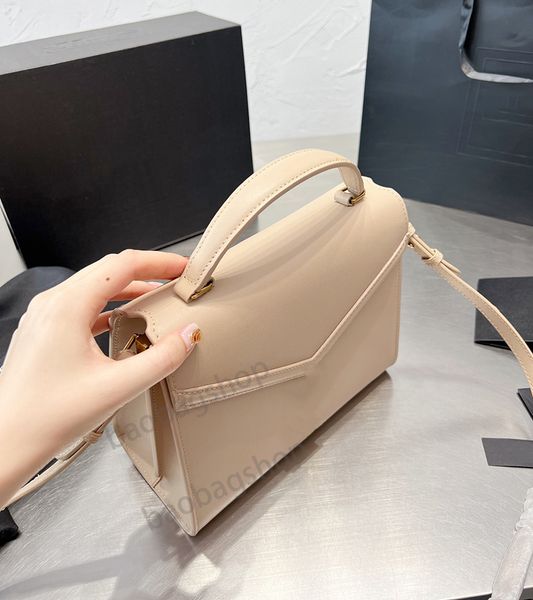 fashion designer bag shoulder woman bags handbags bags tote bagg black calfskin classic diagonal stripes quilted chains gifts wholesale trav
fashion designer bag shoulder woman bags handbags bags tote bagg black calfskin classic diagonal stripes quilted chains gifts wholesale trav