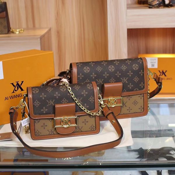 luxurys l designers quality shoulder bags handbags wallet fashion womens cross body daphne clutch bag totes crossbody 2023 handbag purses se
luxurys l designers quality shoulder bags handbags wallet fashion womens cross body daphne clutch bag totes crossbody 2023 handbag purses se