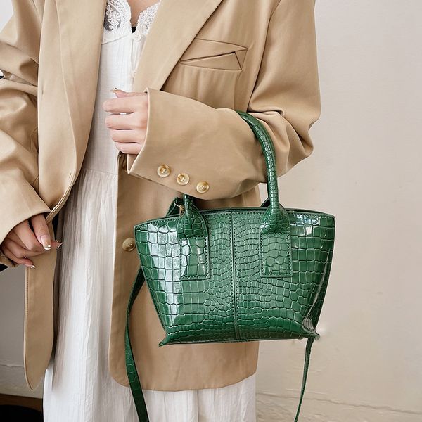 women inclined shoulder bags fashion casual womens bag small handbag totes high-capacity pu leather large volume wholesale girl mobile phone
women inclined shoulder bags fashion casual womens bag small handbag totes high-capacity pu leather large volume wholesale girl mobile phone