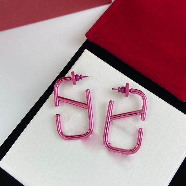 2023 designer earring fashion luxury jewelry brand designer earrings wedding pie match hoop, Golden;silver
2023 designer earring fashion luxury jewelry brand designer earrings wedding pie match hoop, Golden;silver