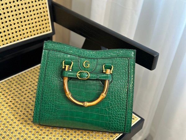 designers shopping totes women shoulder diana bag luxury clutch fashion bamboo handles bags leather casual shopping tote crossbody handbags
designers shopping totes women shoulder diana bag luxury clutch fashion bamboo handles bags leather casual shopping tote crossbody handbags