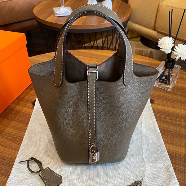 female bag wholesale designer semi-handmade soft leather shopping basket bag small bucket bag handbag large hand bag fashion with large capa
female bag wholesale designer semi-handmade soft leather shopping basket bag small bucket bag handbag large hand bag fashion with large capa