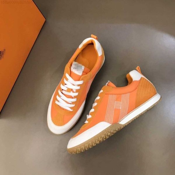 2022springsummer luxury brand collection high-end men's casual shoesdesigners create the current fashionus, Red;white
2022springsummer luxury brand collection high-end men's casual shoesdesigners create the current fashionus, Red;white