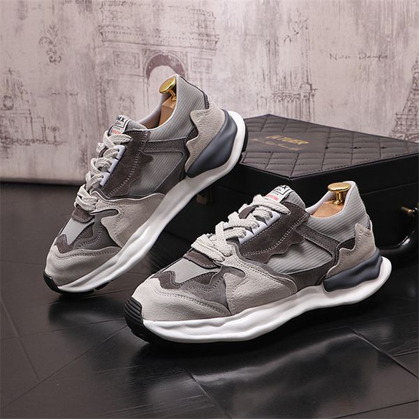 men casual shoes breathable loafers men sneakers 2023 fashion flat male footwear comfortable men shoes men sneakers, Black 
men casual shoes breathable loafers men sneakers 2023 fashion flat male footwear comfortable men shoes men sneakers, Black