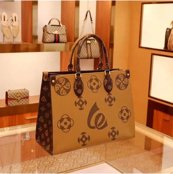 2023 onthego handbags women leather shoulder bags leopard splicing crossbody bag messenger bags designers handbag tote purse m58521
2023 onthego handbags women leather shoulder bags leopard splicing crossbody bag messenger bags designers handbag tote purse m58521