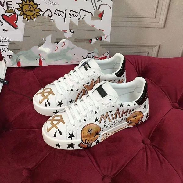 arrival casual shoes white black red fashion mens women leather breathable shoes open low sports sneakers hckjjj0000001
arrival casual shoes white black red fashion mens women leather breathable shoes open low sports sneakers hckjjj0000001