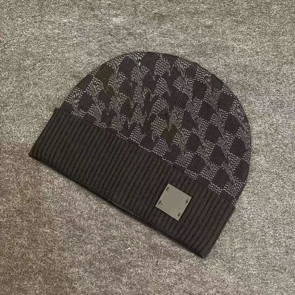 new 2023 fashion designer men winter beanie high-quality knitted cotton warm hat classical sports skull caps ladies casual outdoor stripe ca, Blue;gray
new 2023 fashion designer men winter beanie high-quality knitted cotton warm hat classical sports skull caps ladies casual outdoor stripe ca, Blue;gray