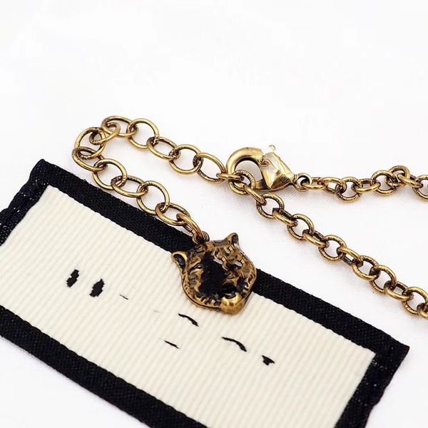 hiphop new necklace vintage metal chain chokers necklaces for women u shape chain necklace punk jewelry gothic colliers, Silver
hiphop new necklace vintage metal chain chokers necklaces for women u shape chain necklace punk jewelry gothic colliers, Silver