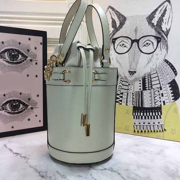 mini drawstring bag women retro bucket bags designer crossbody purse chains leather shoulder strap string closed bottom five rivets real lea
mini drawstring bag women retro bucket bags designer crossbody purse chains leather shoulder strap string closed bottom five rivets real lea