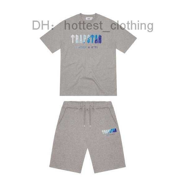 summer men's trapstar grey revolution t shirt short sleeve tracksuit set london street fashion cotton s-3xl 3 gppi, White;black
summer men's trapstar grey revolution t shirt short sleeve tracksuit set london street fashion cotton s-3xl 3 gppi, White;black