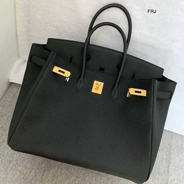 designer bags birkin handbags herme tote bag togo leather bag lychee pattern fashionable versatile leather cowhide lock buckle handbag 2530
designer bags birkin handbags herme tote bag togo leather bag lychee pattern fashionable versatile leather cowhide lock buckle handbag 2530