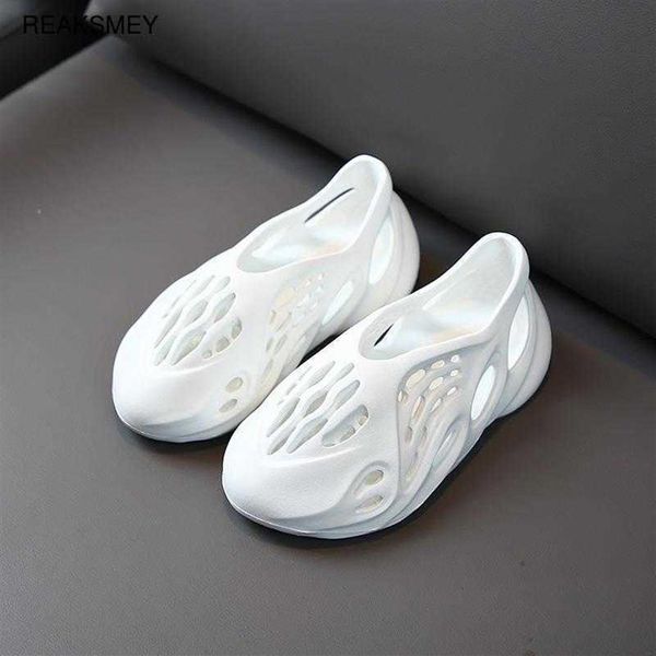 boys girls fashion beach foam runner summer beach sandals toddler kids slip-on foam runner breathable shoes coconut hole sandals q270h, Black;red
boys girls fashion beach foam runner summer beach sandals toddler kids slip-on foam runner breathable shoes coconut hole sandals q270h, Black;red