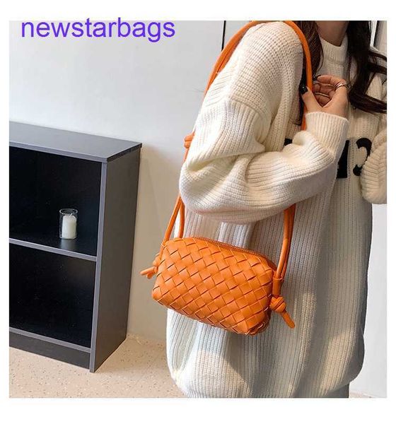 mini loop bags for women bottegs venets fashionable simple and atmospheric candy colored hand woven women's bag new trend in early
mini loop bags for women bottegs venets fashionable simple and atmospheric candy colored hand woven women's bag new trend in early
