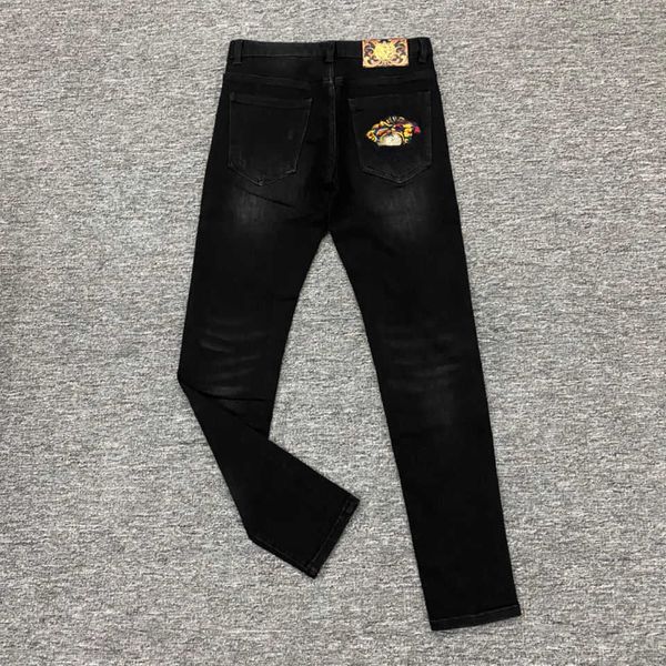 black jeans men jeans medusa embroidered trousers pants mens casual denim pants 3061, Blue
black jeans men jeans medusa embroidered trousers pants mens casual denim pants 3061, Blue