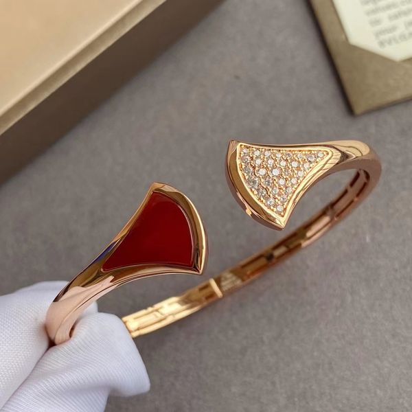 luxury designers bracelets women charm bangle bracelet trend fashion studded with diamonds bracelets boutique gift jewelry, Black
luxury designers bracelets women charm bangle bracelet trend fashion studded with diamonds bracelets boutique gift jewelry, Black