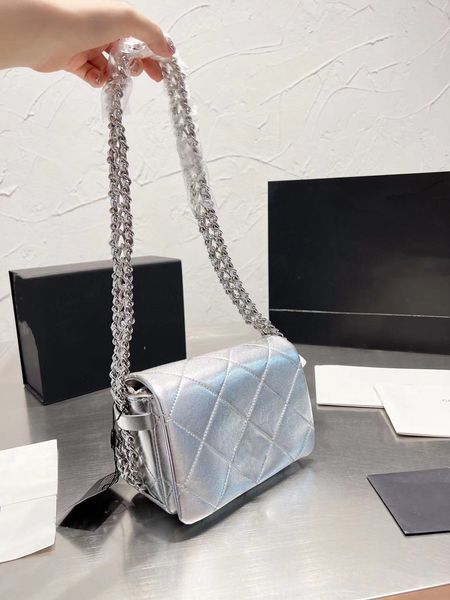 22ss years bag old female students quilting classic mini mesh chain thickening classic flap crossbody bag spring calf luxury designers 18 x1
22ss years bag old female students quilting classic mini mesh chain thickening classic flap crossbody bag spring calf luxury designers 18 x1